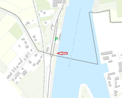 Een kaart van de grens bij Sas van Gent en Zelzate, langs het kanaal van Gent naar Terneuzen, waarbij met een pijl de opstaplocatie getoond wordt. 